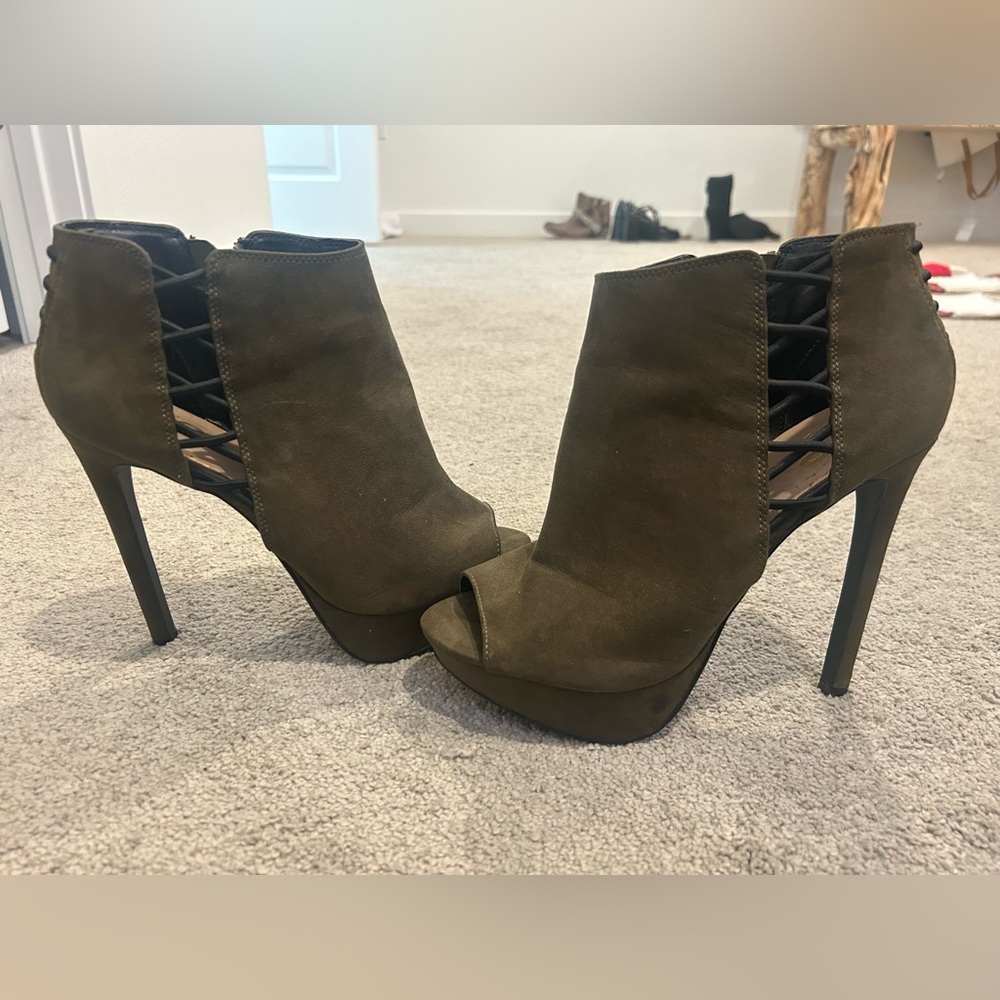 Lanette style by Mix No. 6.  5” Stiletto Heels